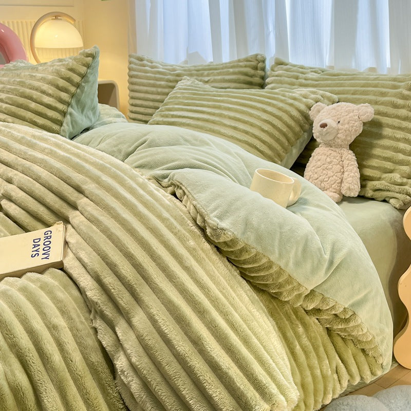 Parure de lit cocooning WeLuvy – 4 pièces en fibre de lait douce | Style moderne et apaisant